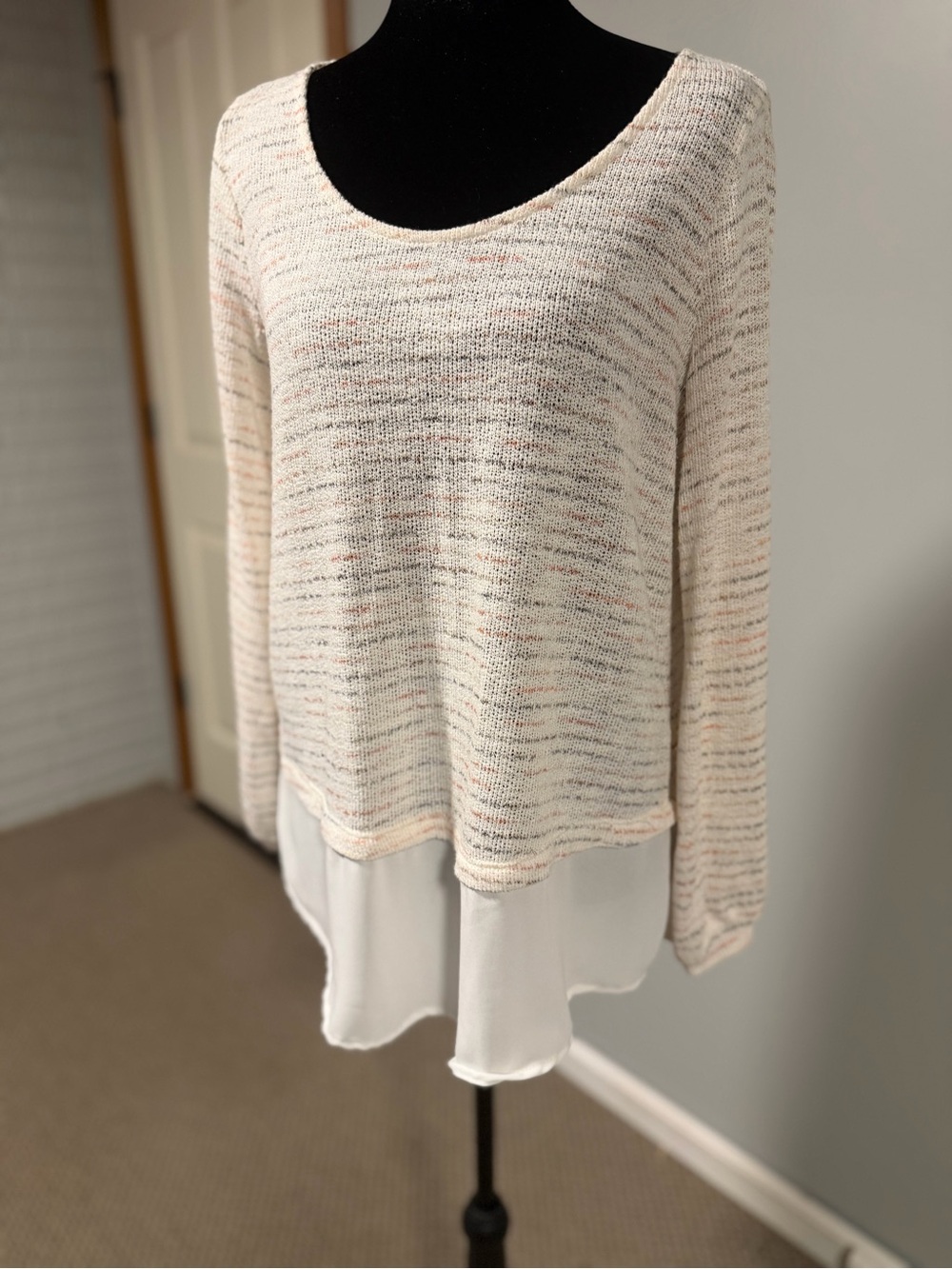 LUSH Women’s Small Layered Knit Sweater Blouse Cream Speckled Long Sleeve